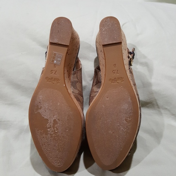 Coach wedges only worn once! - Picture 3 of 4